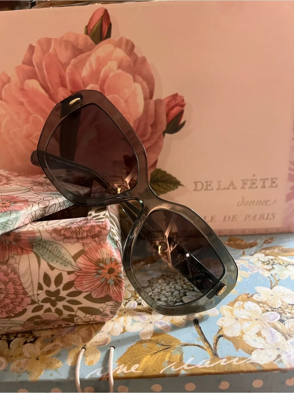 Tory Burch sage green Gloss Logo large cat eye Sunglasses